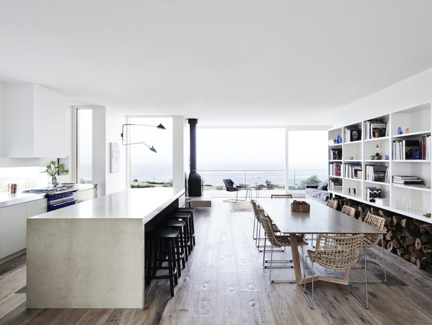 Behind the Boards: A Study in Coastal Composition with Flinders House by Susi Leeton Architects and Interiors